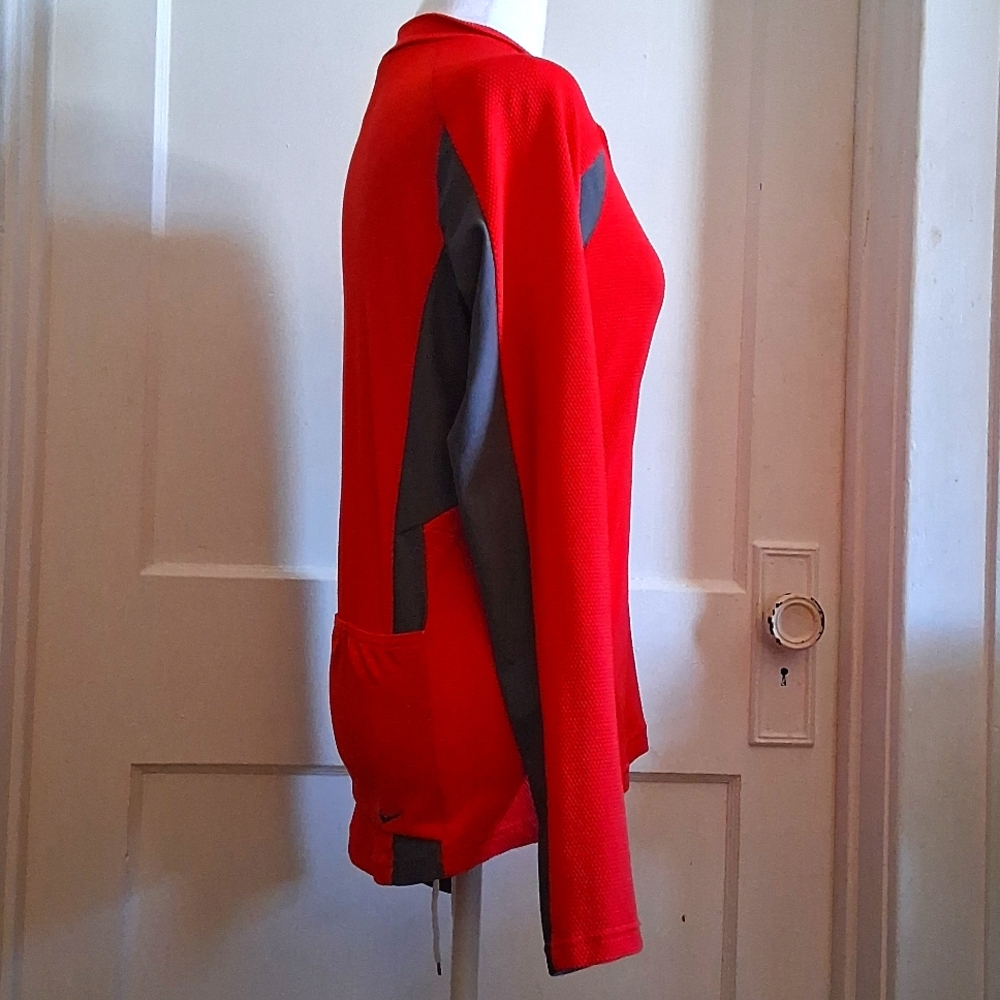 Nike Women's Red and Gray Top - Picture 4 of 4